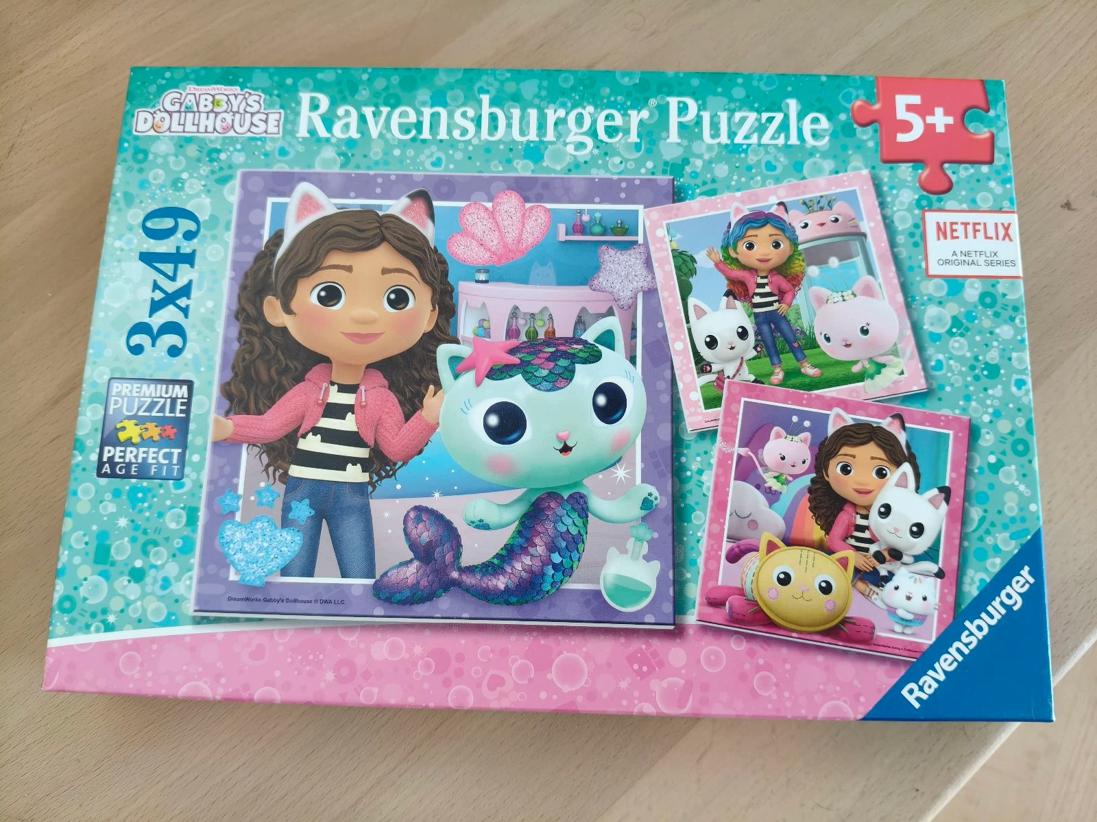 Boîte de puzzle Ravensburger Gabby chat 3x49